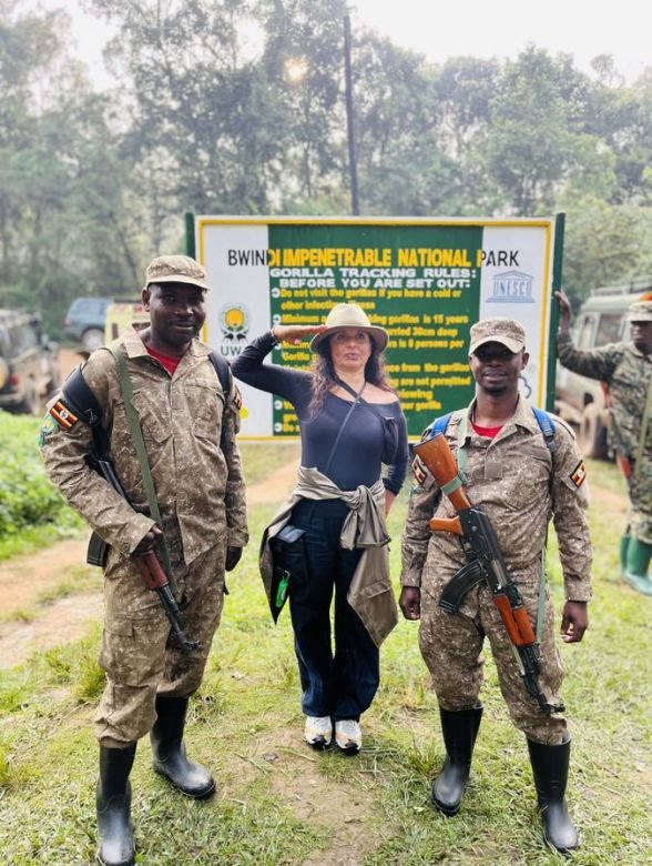 Guests with rangers at Bwindi Impenetrable National Park